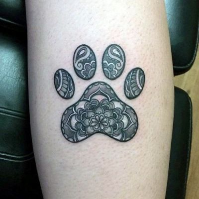 tattoo perro mandala